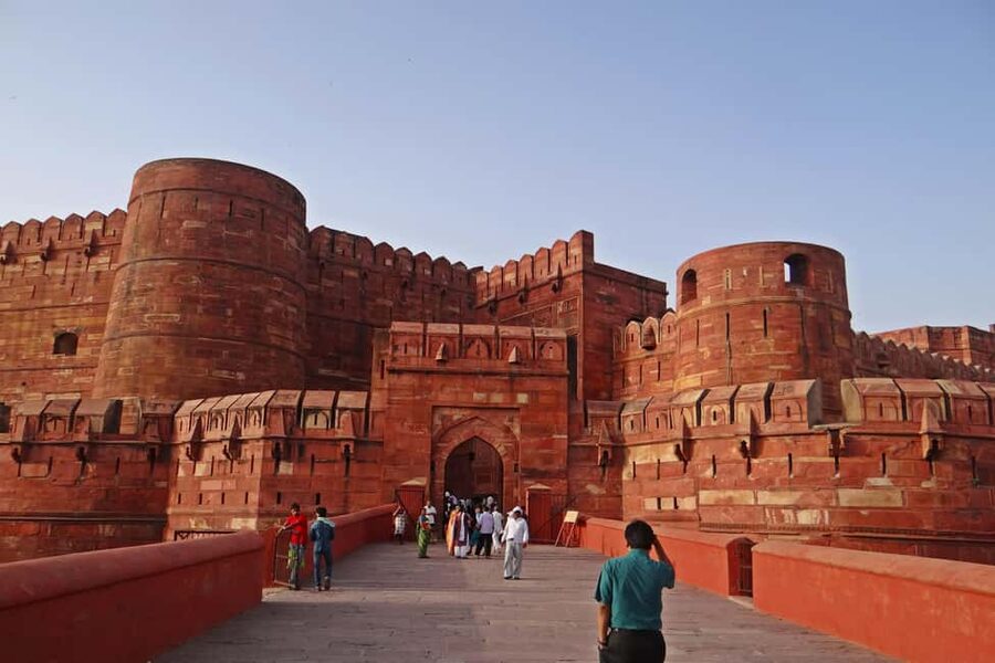 From Delhi: Taj Mahal & Agra Fort Shared Group Tour - Timing, tickets, clothing, and cancellation