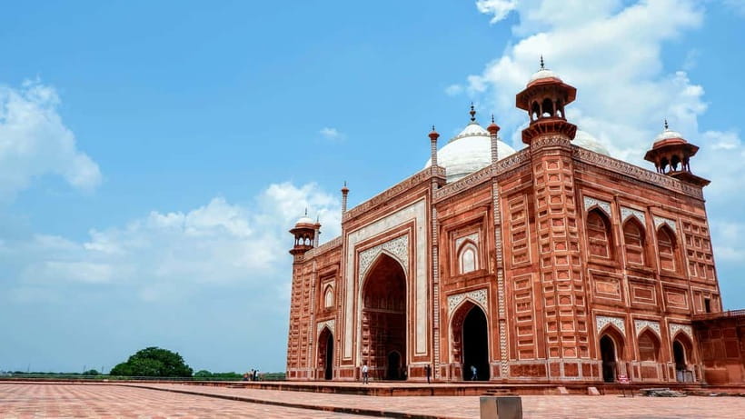From Delhi: Taj Mahal & Agra Tour with Lunch at Marriott - Baby Taj: Smaller Scale, Finer Detail