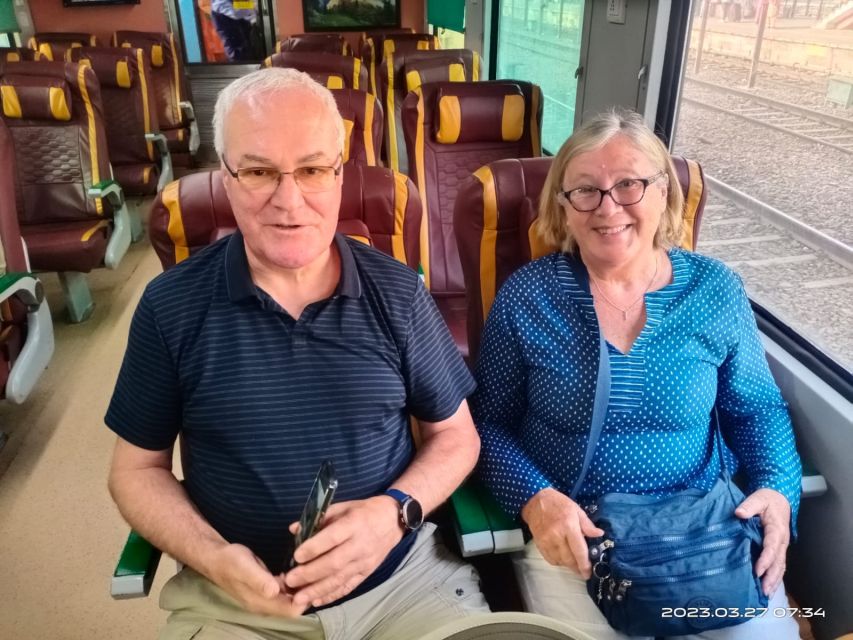 From Delhi: Taj Mahal and Agra Day Tour by Super-fast Train - Lunch at a five-star hotel