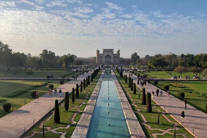 From Delhi Taj Mahal and Agra Tour by Car - Returning to Delhi by evening