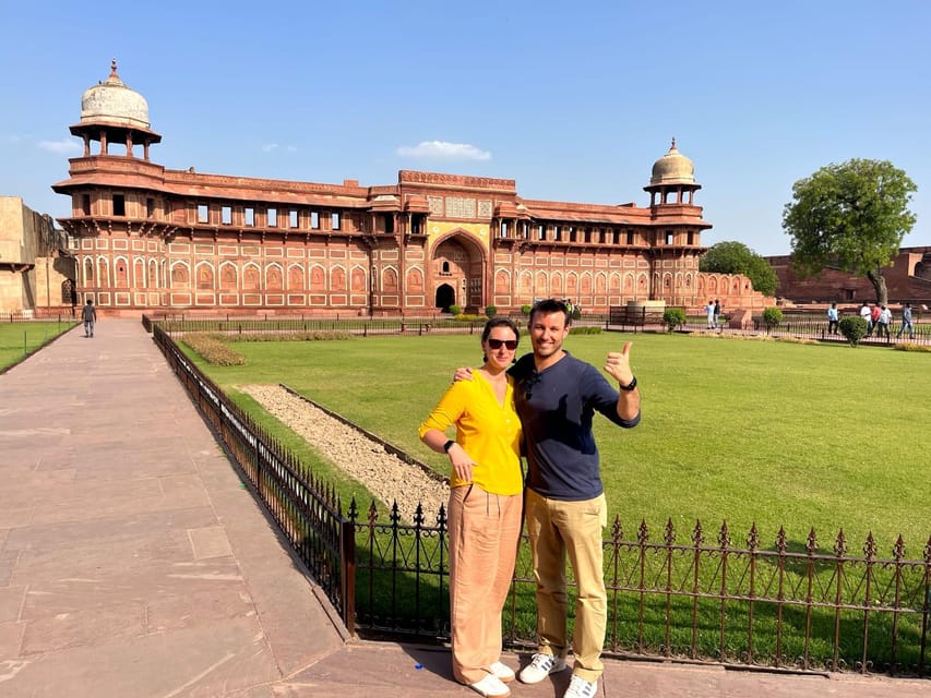 From Delhi: Taj Mahal Private Tour by Car with Entrance Fees - What the private car adds