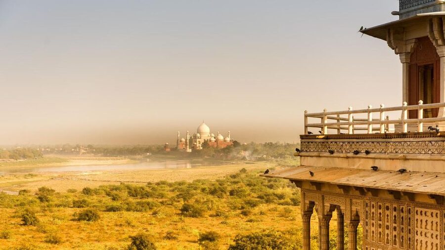 From Delhi: Taj Mahal Sunrise and Agra Fort Private Tour - Breakfast at the DoubleTree by Hilton Hotel Agra