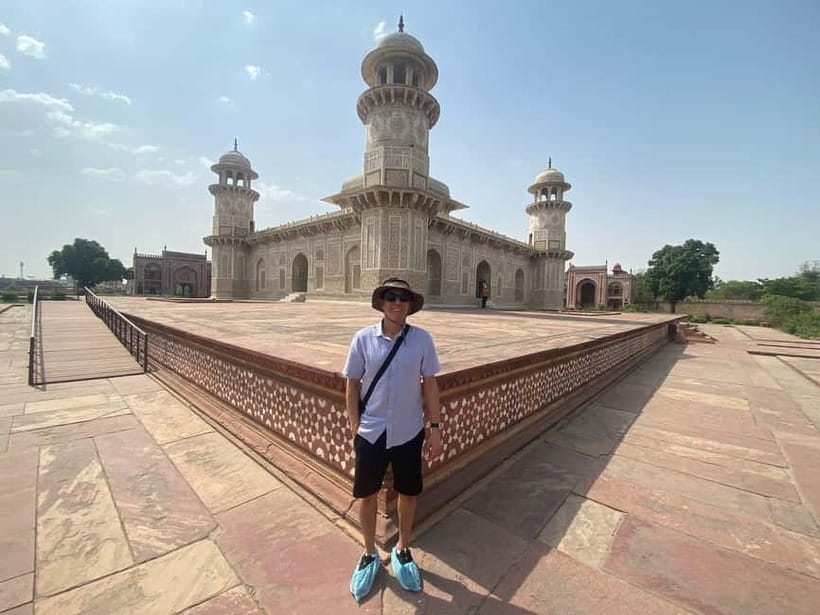 From Delhi: Taj Mahal Sunrise and Agra Fort Private Tour - Optional local sights and Agra’s craft tradition