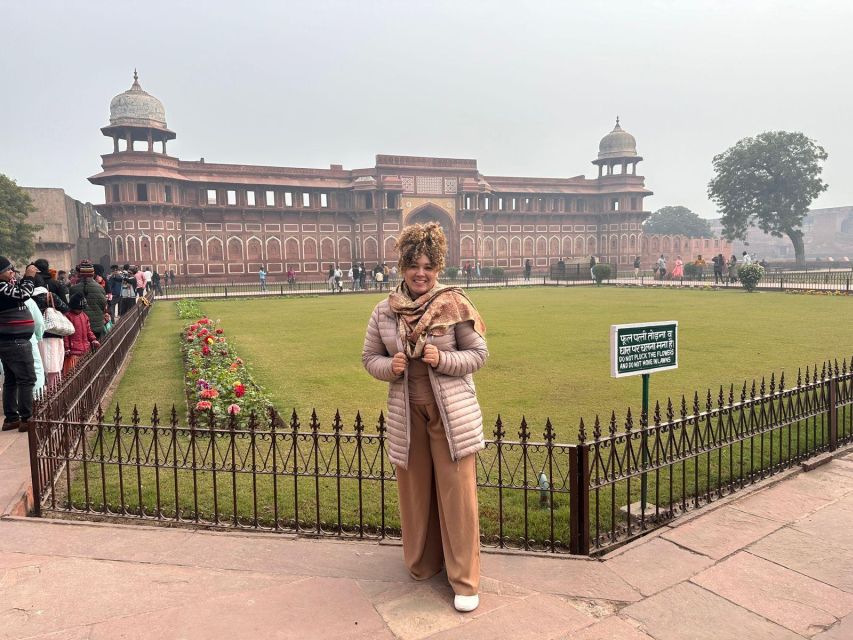 From Delhi: Taj Mahal Sunrise and Agra Fort Private Tour - The guides and what they add