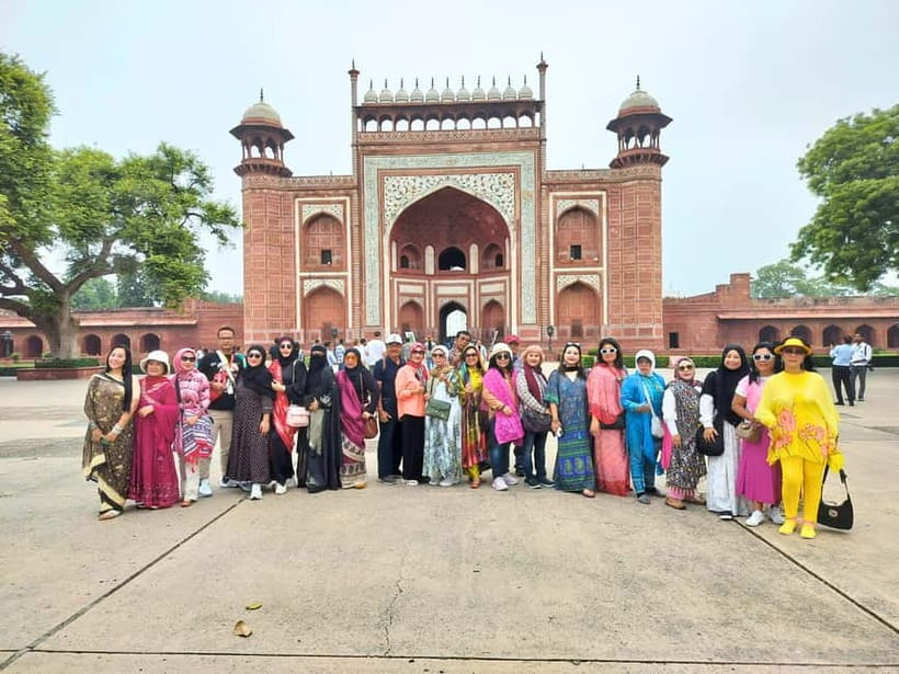 From Jaipur: Taj Mahal, Agra Fort, Baby Taj Day Trip by Car - At the Taj Mahal, allow the most time