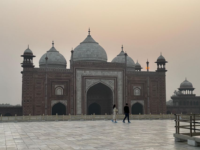 From Jaipur : Taj Mahal & Agra fort Tour and Drop Delhi - The guides who add the most value