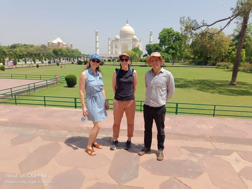 From Jaipur: Taj Mahal & Agra Private Guided Day Tour - Agra Fort and the Mughal capital