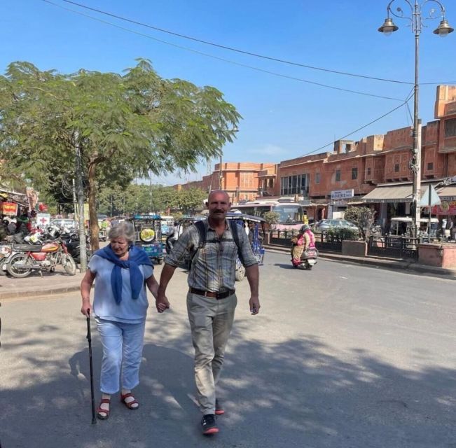 From New Delhi: Jaipur Private Day Trip with Guide - Jal Mahal Offers A Brief Lakeside Pause