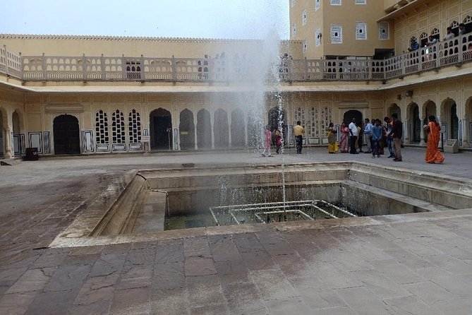 Full-Day Jaipur City Sightseeing Private Tour - Royal Gaitor adds a quieter royal site