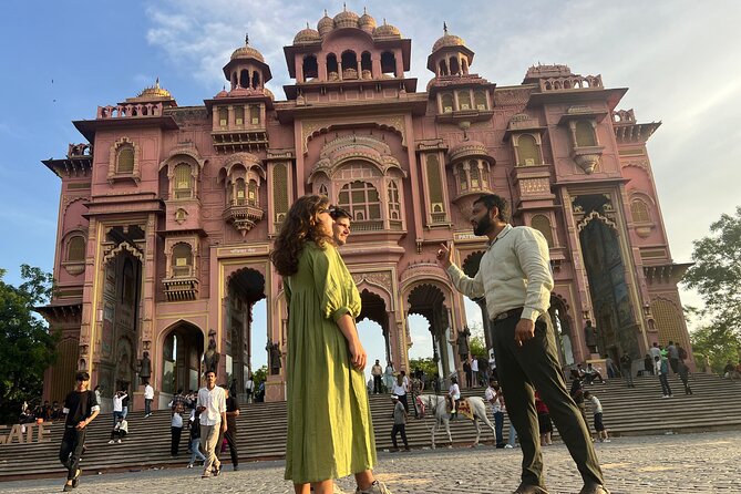 Full-Day Jaipur City Tour with Guide - Jal Mahal is a 15-minute photo stop