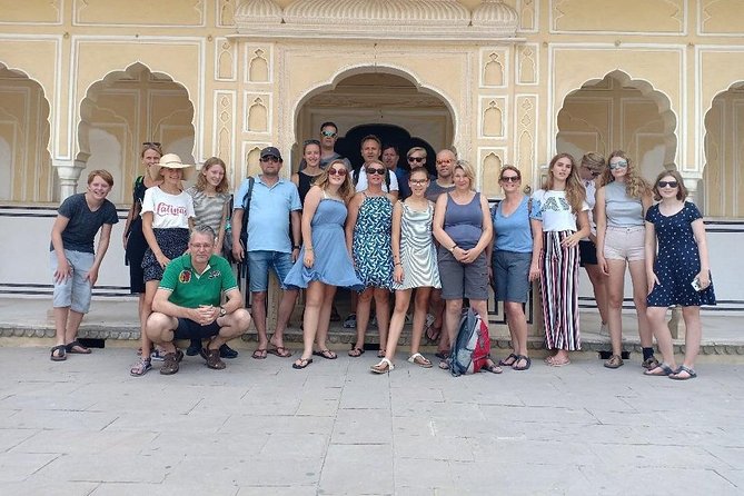 Full-day Jaipur Private Sightseeing Tour by Car with Guide - Why a private car helps in Jaipur