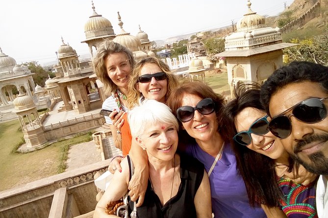 Full-Day Jaipur Sightseeing Tour by Car and Guide - Jal Mahal: a brief lake view