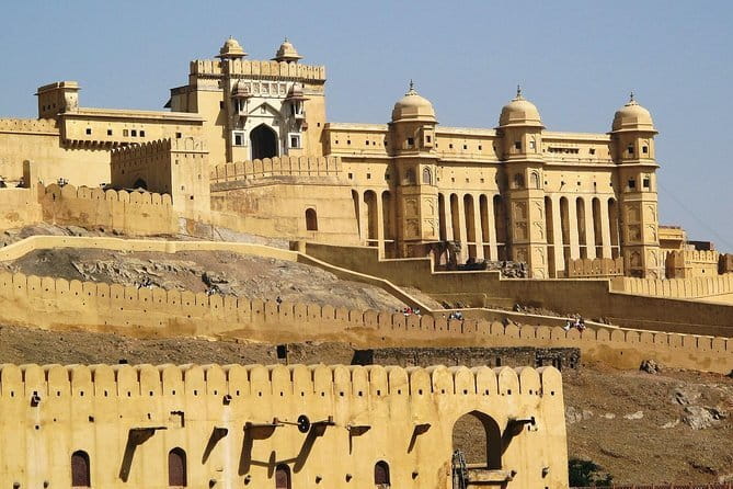 Full day Jaipur sightseeing tour by tuk tuk. - Panna Meena ka Kund and the geometry of water