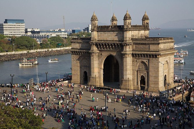 Full Day Mumbai Sightseeing Tour with Dharavi Slum - Siddhivinayak Temple: a different side of Mumbai