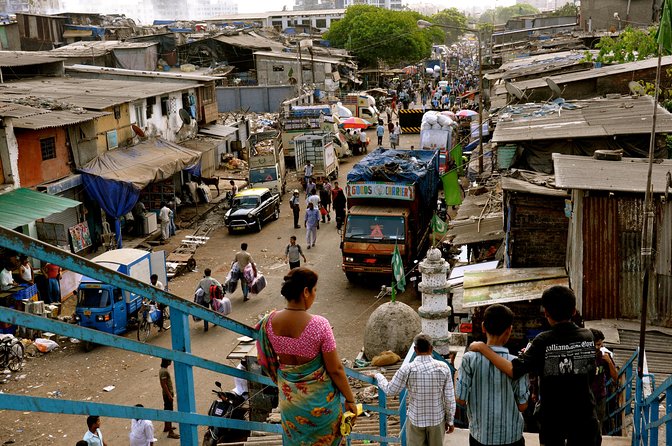 Full-Day Private Slum and Bollywood Tour with DANCE. - Who should book this Mumbai tour?