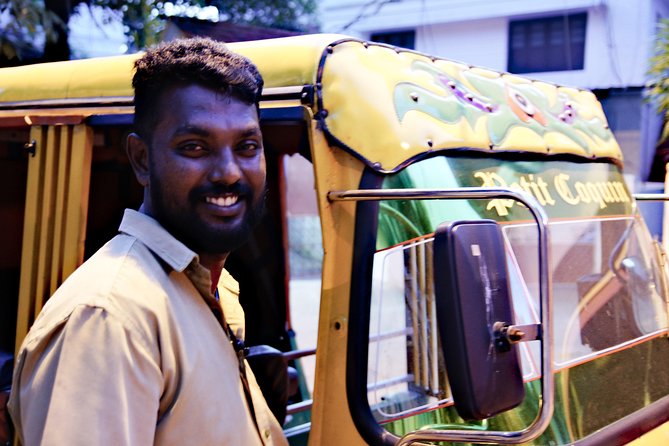 Funny and helpful Tuk Tuk Tour in Kochin - Chinese Fishing Nets and Fort Kochi Beach