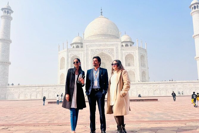 Glories of the Past-3 Day Tour to Delhi Agra Fatehpur-Taj & More - Day one: Sikh calm, spice stalls, and Mughal Delhi