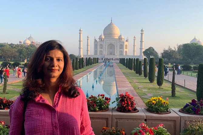 Glories of the Past-3 Day Tour to Delhi Agra Fatehpur-Taj & More - Day three: the Taj Mahal and Akbar’s red sandstone city