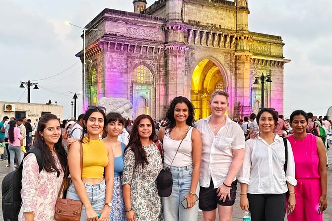 Group Guided Walking Tour in Fort and Colaba - Horniman Circle and St. Thomas Cathedral