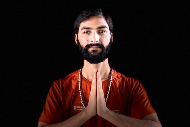 GROUP YOGA CLASS - BEGINNER / ADVANCED - Sunrise Yoga with Ayush in Varanasi - What happens on the rooftop