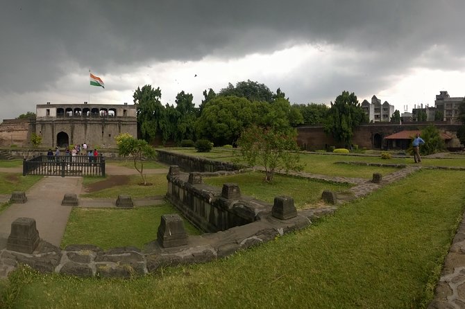 Guided Highlights of Pune Car Tour with a local (4 Hrs Sightseeing in AC Car) - Why this Pune route works in four hours
