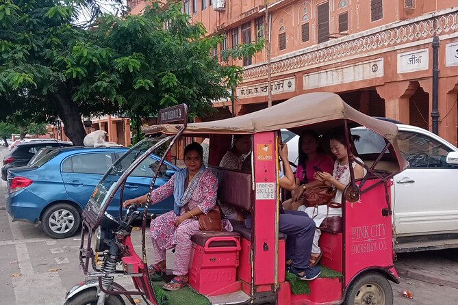 Guided Morning E-Rickshaw Ride with Food Tasting at Jaipur - Raj Mandir Cinema and the road into the Pink City