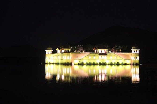 Guided Night Tour of Jaipur With Optional Street Food Tasting - Jal Mahal and its reflections on Man Sagar Lake