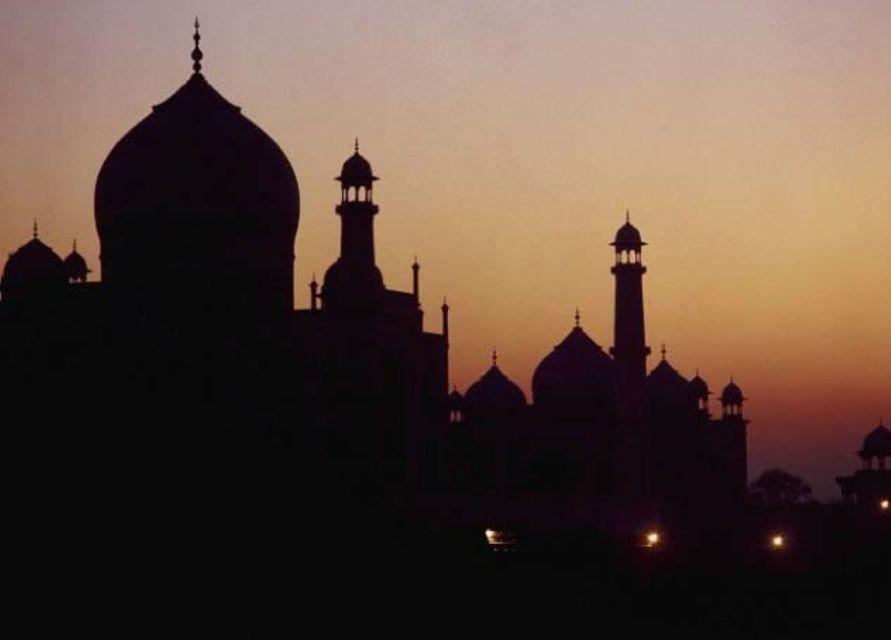 Guided Sunset Tour Of Taj Mahal with Skip-The-Line Entry - Key Points Before You Book