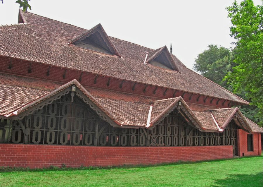 Heritage & Cultural Walk of Trivandrum Guided Walking Tour - What the guide adds to the experience