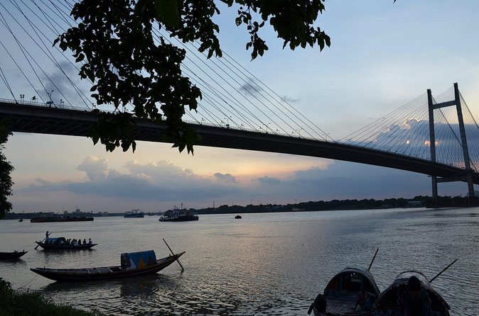 Heritage Walking Tour of Kolkata - Reading the Writers’ Building and the East India Company