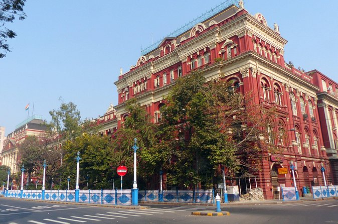 Heritage Walking Tour of Kolkata - Raj Bhavan and the architecture of power