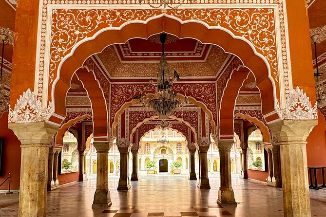 Highlight Tour of Jaipur with Private Guide - What the guide adds to the day