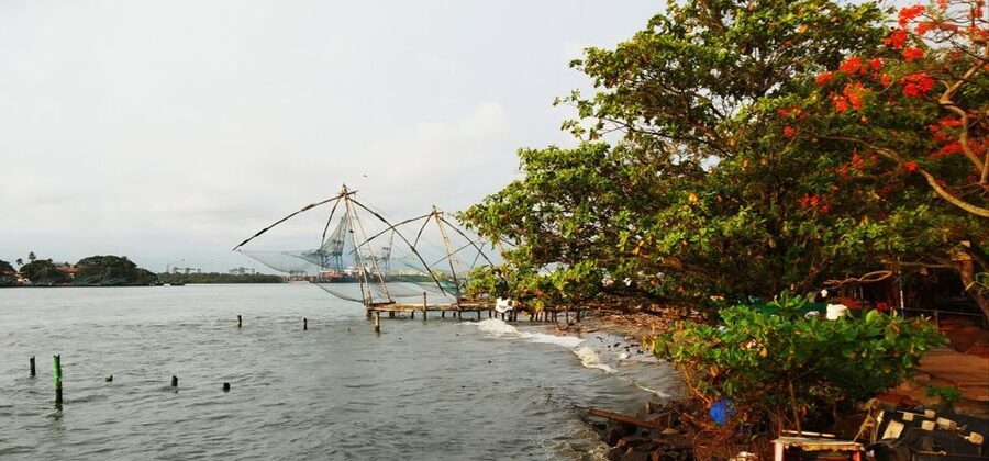 Highlights of Cochin: Group Tour from Cochin Port - St. Francis Church and the story of Vasco da Gama