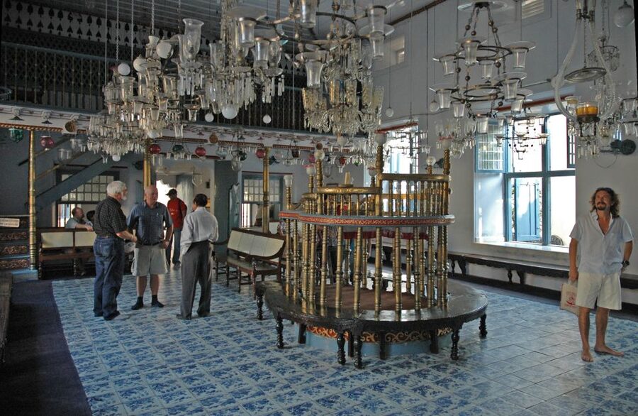 Highlights of Cochin: Group Tour from Cochin Port - Paradesi Synagogue and Jew Town