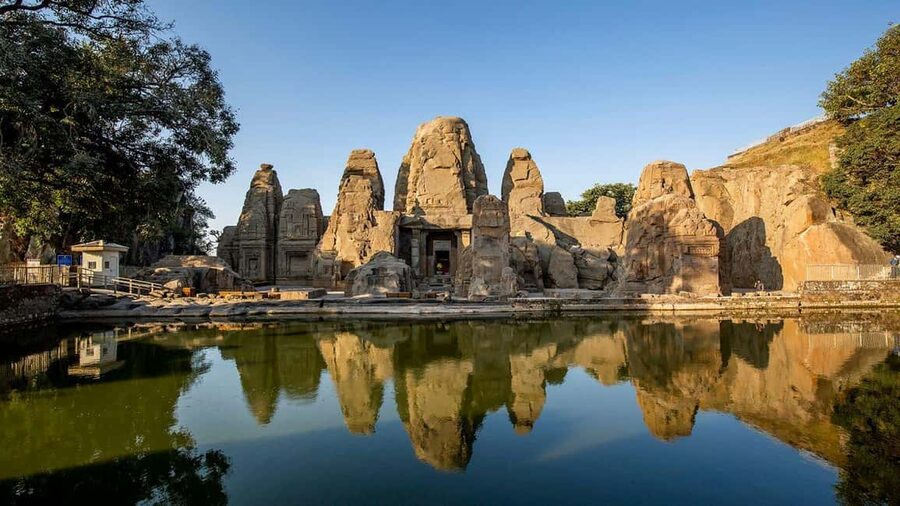 Historical Tour, Kangra fort &Rock cut temple from Dharmasla - Kangra Fort, Rajput power, and wide views