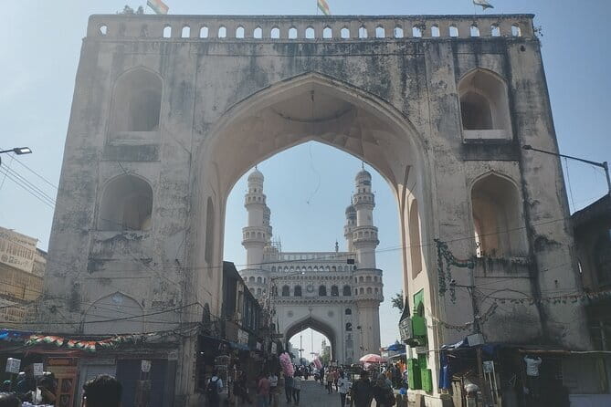 Hyderabad: A Private Full-Day Guided City Tour with Ethnic Lunch - Mecca Masjid and Charminar: Hyderabad’s Most Famous Pair