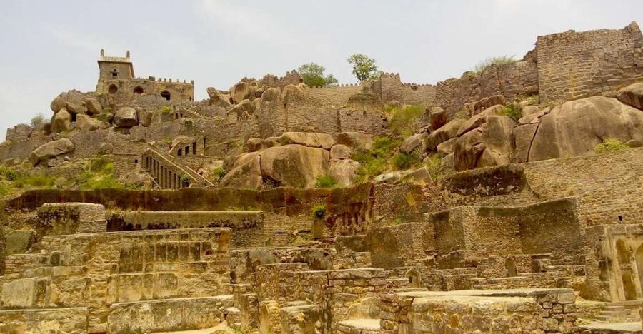Hyderabad: Golconda Fort and Qutub Shahi Tombs Half-Day Tour - Leaving Hyderabad for Golconda Fort