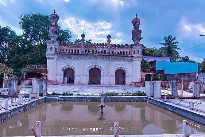 Hyderabad Highlights Guided City Tour and Chai Experience - Key points to know before booking