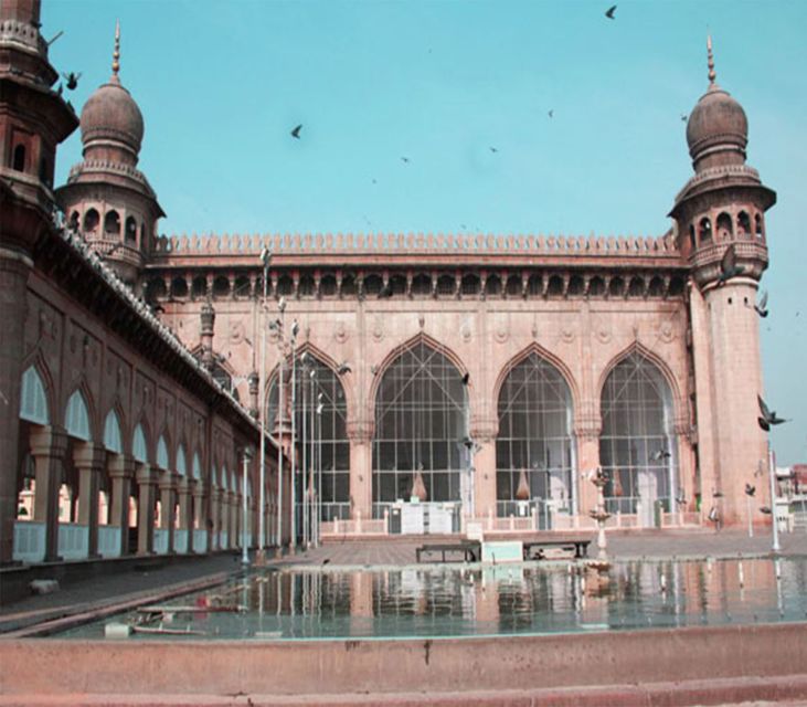 Hyderabad: Private City Tour with Evening Boat Ride - Why this nine-hour Hyderabad tour works