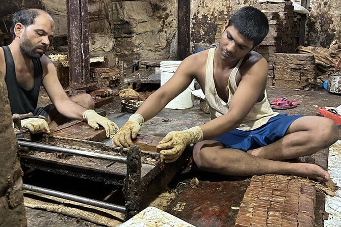 Inside Dharavi: A Unique Slum Tour with an Local Guide - Starting at Third Wave Coffee in Mahim