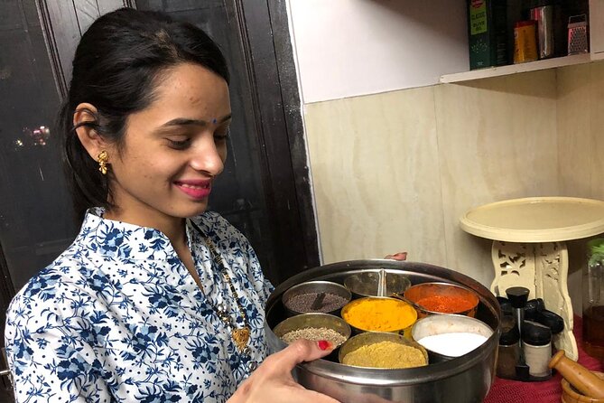 Interactive Cooking Class with a Local Family in Jaipur - Key points at a glance
