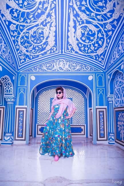 Jaipur: 2-Day City Sightseeing Tour with Cab & Guide - Hawa Mahal, City Palace, and Jaipur’s royal center