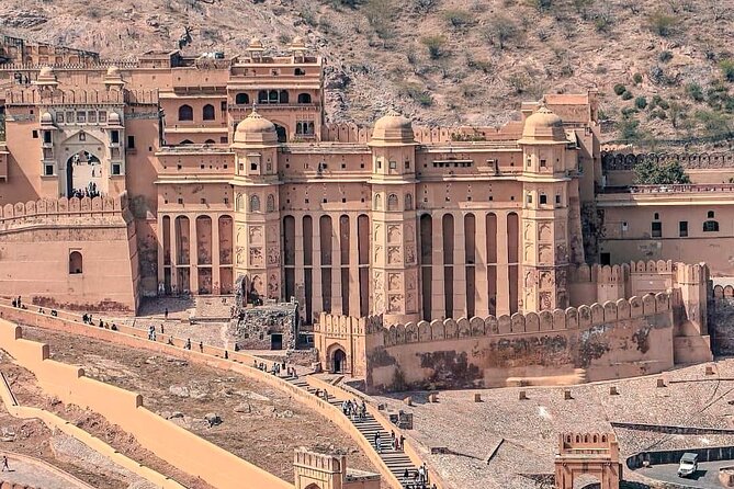 Jaipur: 2 Days private City Tour With Guide - Jaigarh Fort and the cannon on wheels