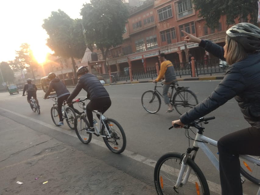 Jaipur: 3-Hour Morning Bike Tour of Jaipur Old City - The flower and vegetable market
