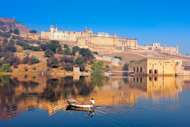 Jaipur Amer Fort, Jal Mahal & Stepwell Private Half-Day Tour - Amer Fort: give the hilltop palace your full attention
