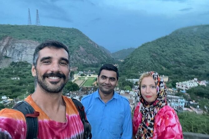 Jaipur Car tour with English driver - Amer for forts, palaces, and extra choices
