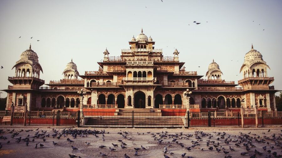 Jaipur City Tour: City Palace, Jantar, Hawa & Jal Mahal - Jal Mahal and the quietest view of the day