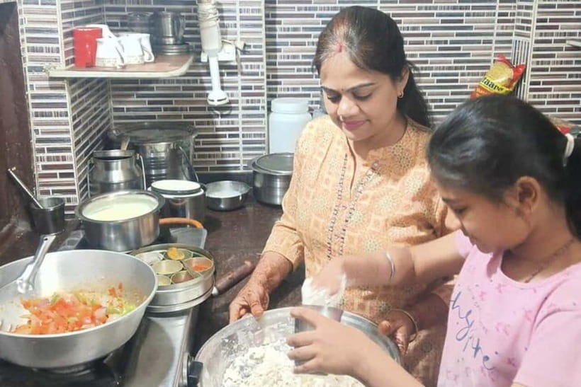 Jaipur: Cooking Class with a Local Family - Spices explained instead of simply scattered