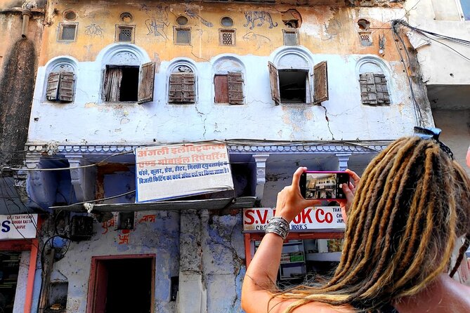 "Jaipur Cultural Walk: Explore life behind the pink walls" - Tripolia Bazar and Jaipur’s working craftspeople