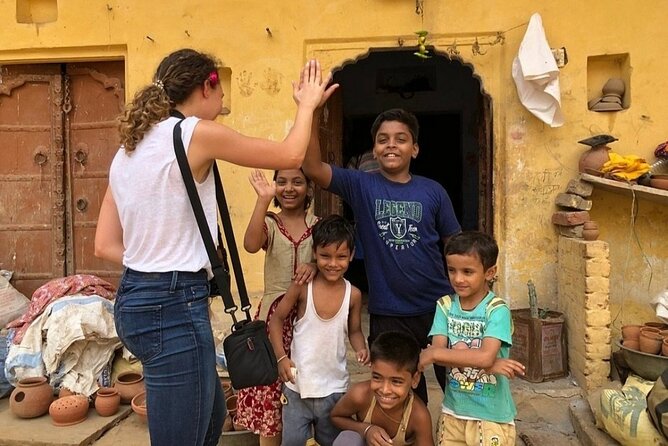 "Jaipur Cultural Walk: Explore life behind the pink walls" - Chhoti Chaupar, chai, and side streets